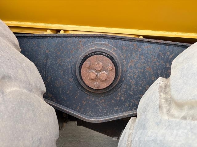Komatsu HM400-3R Transportoare articulate