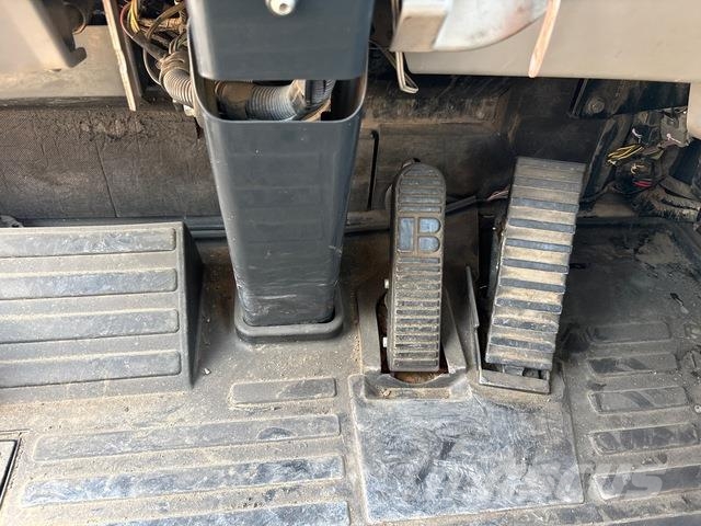 Komatsu HM400-3R Transportoare articulate