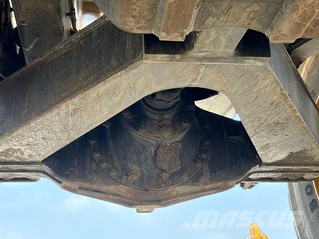 Komatsu HM400-3R Transportoare articulate
