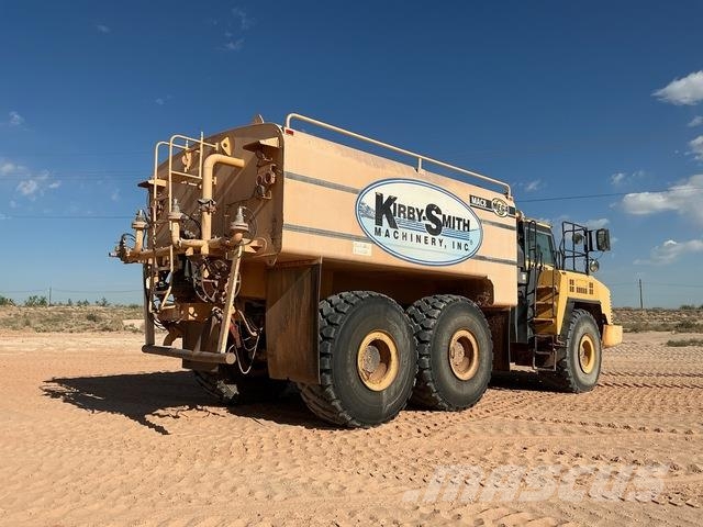 Komatsu HM400-5 Ūdens mašīnas