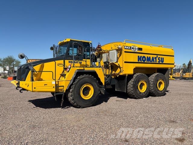 Komatsu HM400-5 Water bowser