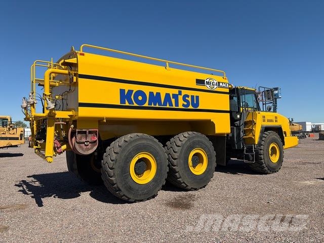 Komatsu HM400-5 Water bowser