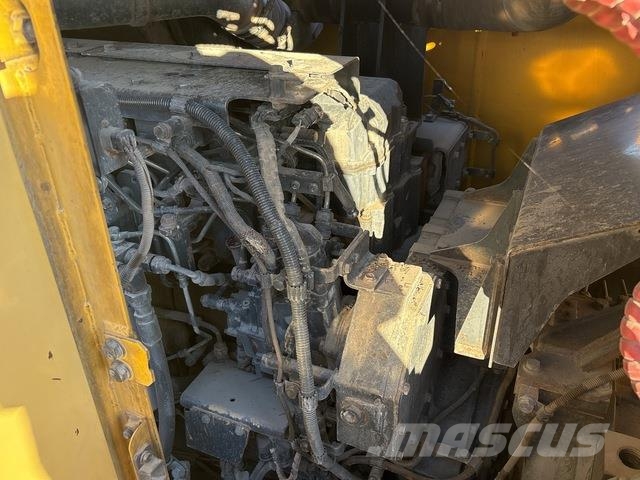 Komatsu PC1250-8 Crawler excavators