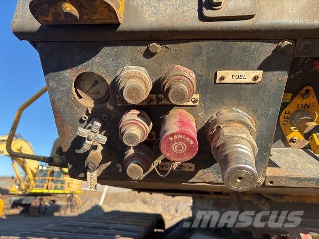 Komatsu PC1250-8 Crawler excavators