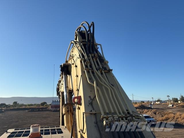 Komatsu PC1250-8 Crawler excavators
