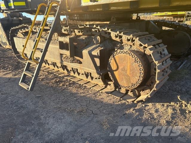 Komatsu PC1250-8 Crawler excavators