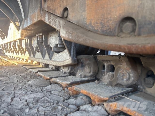 Komatsu PC1250-8 Crawler excavators