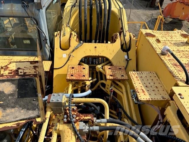 Komatsu PC1250SP-8 حفارات زحافة