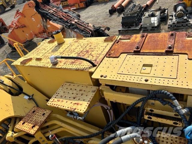 Komatsu PC1250SP-8 حفارات زحافة