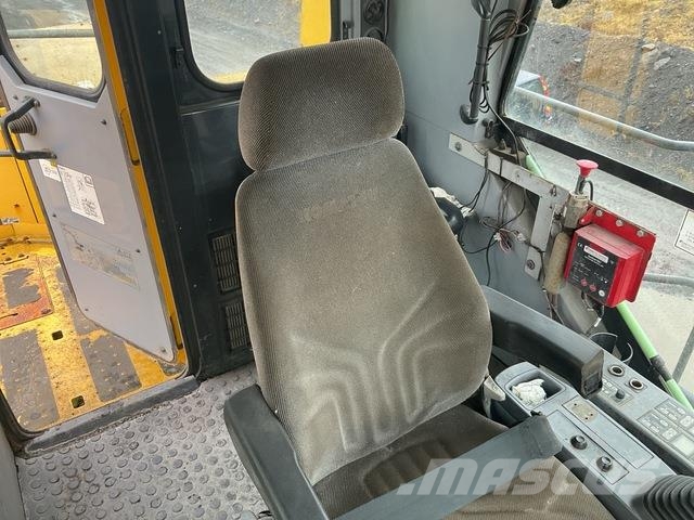Komatsu PC2000-8 Bagri goseničarji