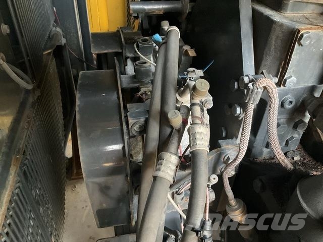 Komatsu PC2000-8 Bagri goseničarji