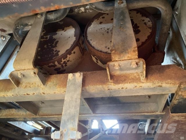 Komatsu PC2000-8 Bagri goseničarji