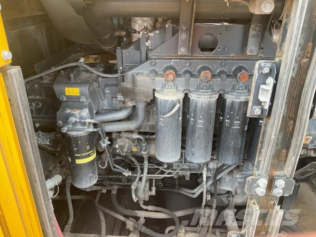 Komatsu PC2000-8 Bagri goseničarji