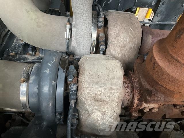 Komatsu PC2000-8 Bagri goseničarji