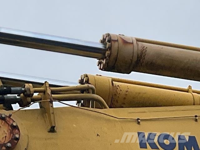 Komatsu PC2000-8 Bagri goseničarji