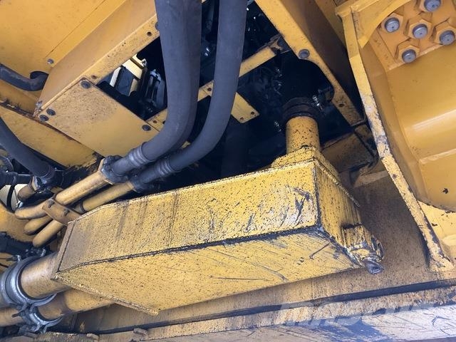 Komatsu PC2000-8 Bagri goseničarji