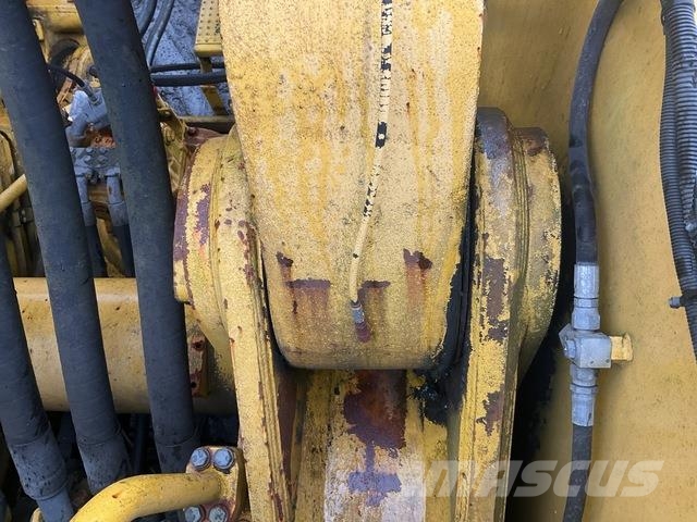 Komatsu PC2000-8 Bagri goseničarji