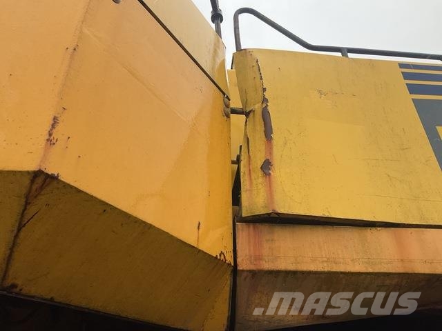Komatsu PC2000-8 Bagri goseničarji