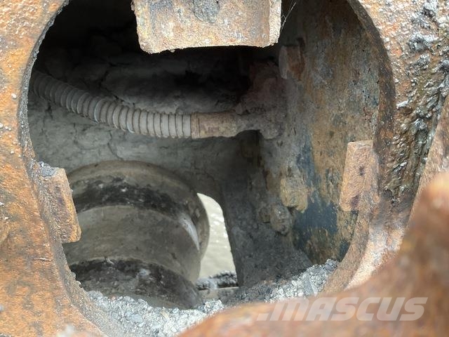 Komatsu PC2000-8 Bagri goseničarji