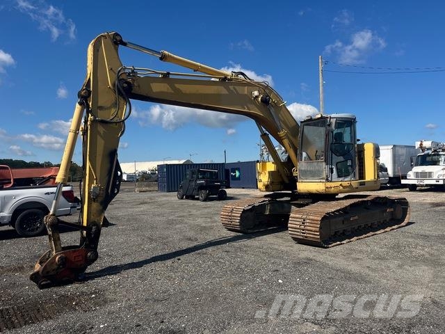 Komatsu PC228 US LC-3EO Gravemaskiner på larvebånd