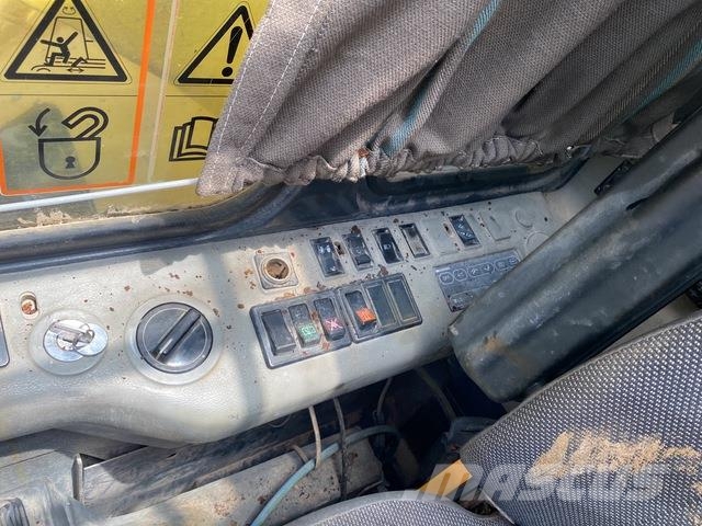 Komatsu PC340LC-6K Escavadoras de rastos