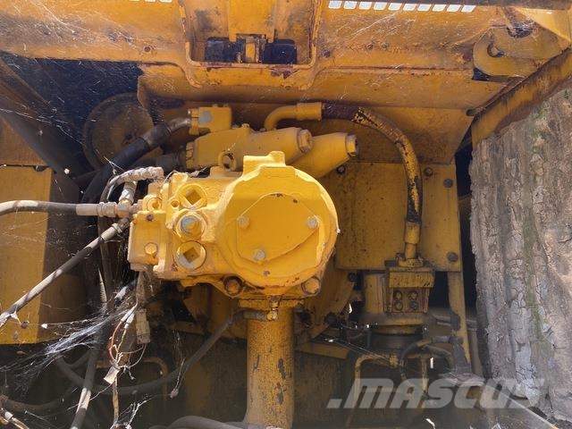 Komatsu PC340LC-6K Escavadoras de rastos