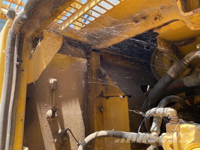 Komatsu PC340LC-6K Escavadoras de rastos