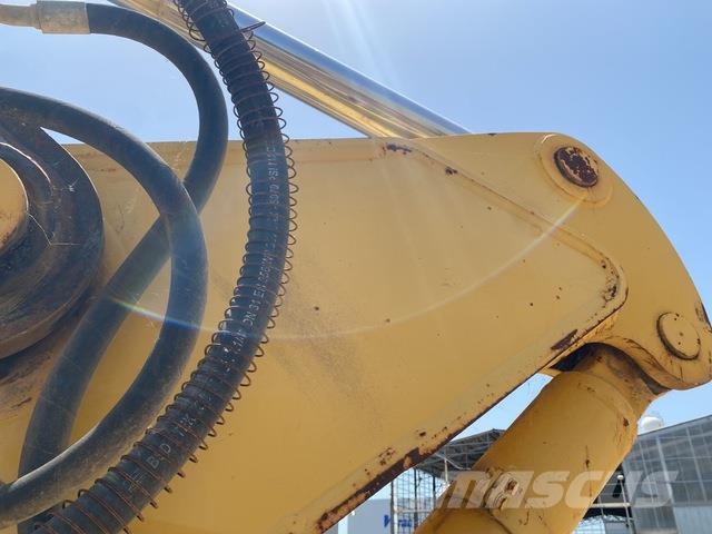 Komatsu PC340LC-6K Escavadoras de rastos