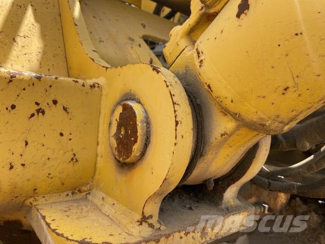 Komatsu PC340LC-6K Escavadoras de rastos