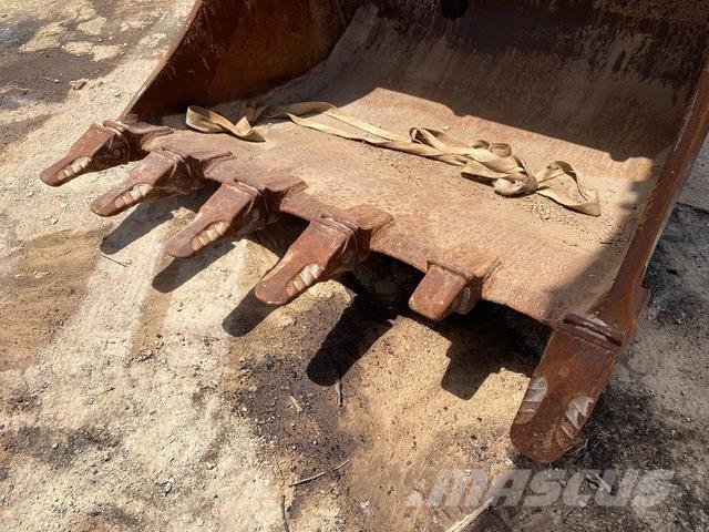 Komatsu PC340LC-6K Escavadoras de rastos