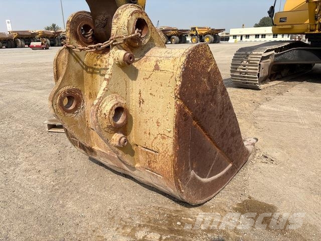 Komatsu PC400-8R 履带挖掘机