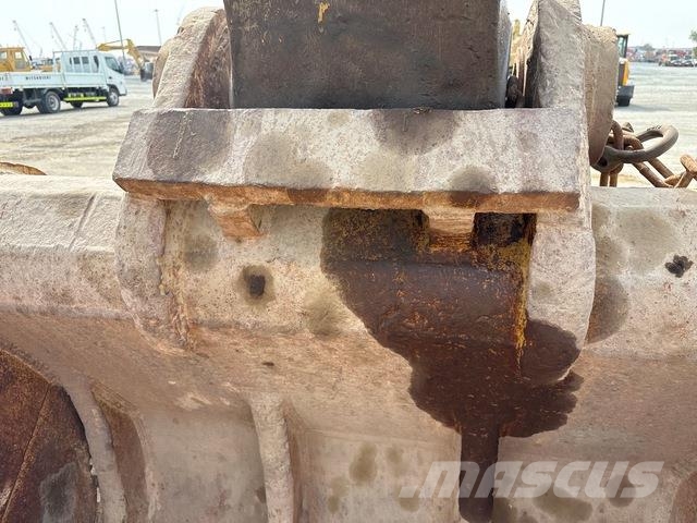 Komatsu PC400-8R 履带挖掘机