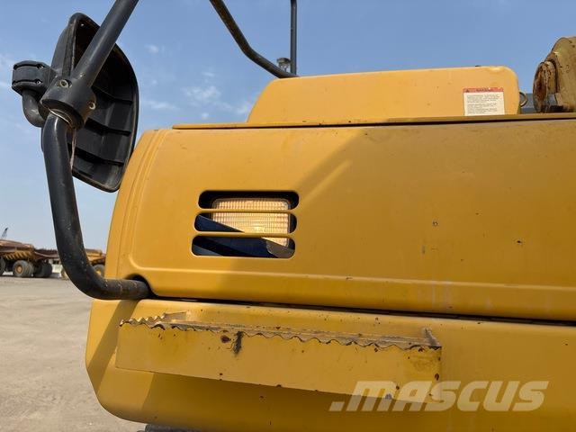 Komatsu PC400-8R 履带挖掘机