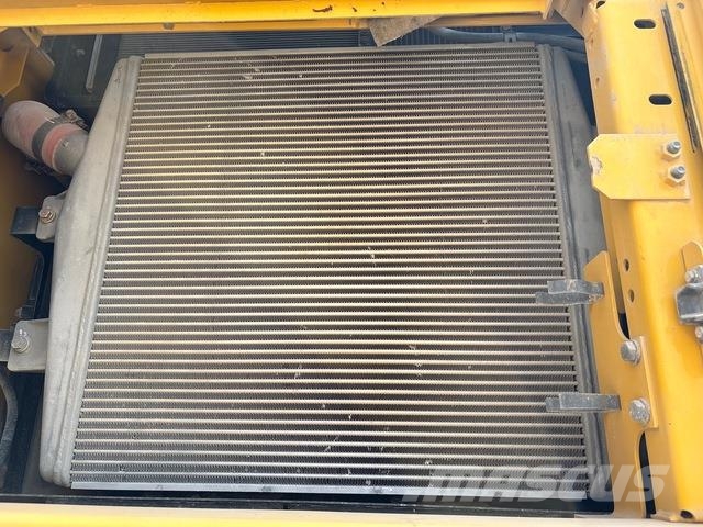 Komatsu PC400-8R 履带挖掘机