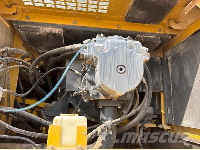 Komatsu PC400-8R 履带挖掘机