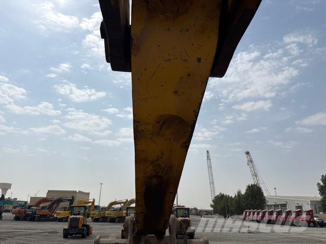 Komatsu PC400-8R 履带挖掘机