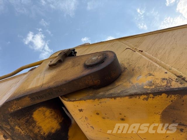 Komatsu PC400-8R 履带挖掘机