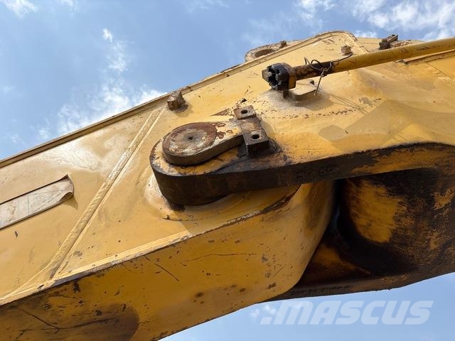 Komatsu PC400-8R 履带挖掘机