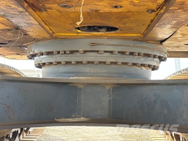 Komatsu PC400-8R 履带挖掘机