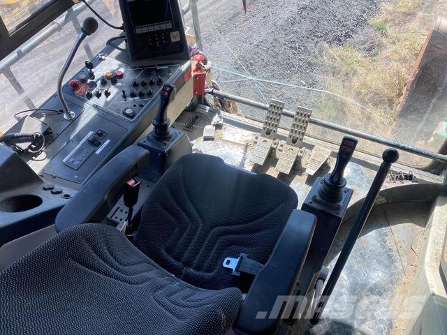 Komatsu PC4000-6 Гусеничні екскаватори