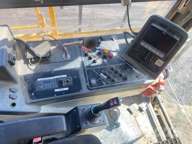 Komatsu PC4000-6 Гусеничні екскаватори