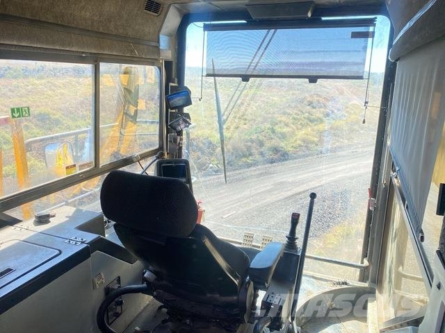 Komatsu PC4000-6 Гусеничні екскаватори
