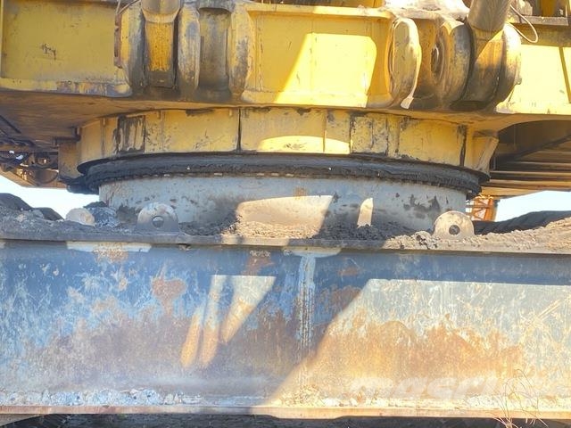 Komatsu PC4000-6 Гусеничні екскаватори