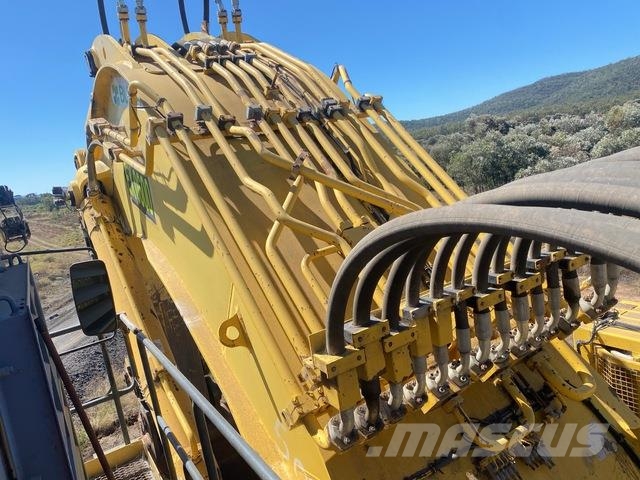 Komatsu PC4000-6 Гусеничні екскаватори
