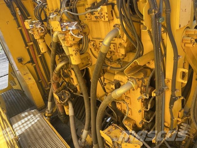 Komatsu PC4000-6 Гусеничні екскаватори