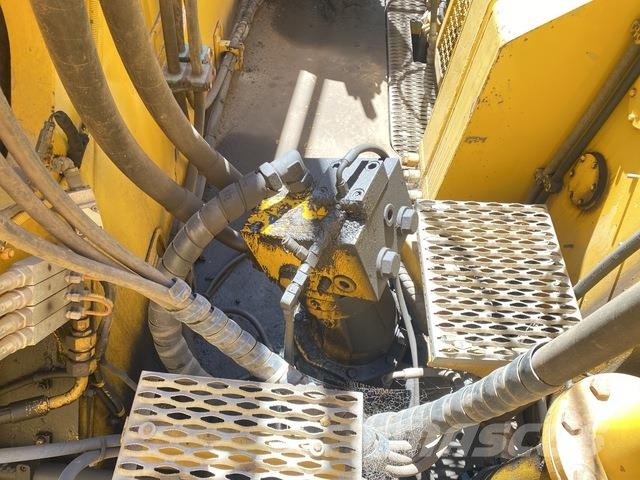 Komatsu PC4000-6 Гусеничні екскаватори