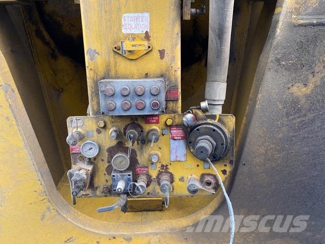 Komatsu PC4000-6 Гусеничні екскаватори