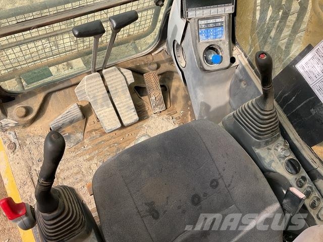 Komatsu PC450LC-8 Rupsgraafmachines