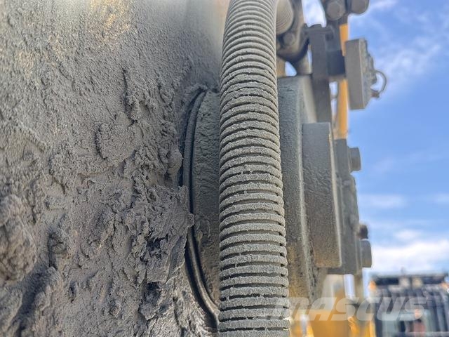 Komatsu PC490LC-11 Excavadoras sobre orugas