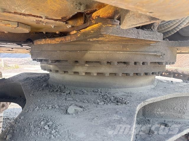 Komatsu PC490LC-11 Excavadoras sobre orugas
